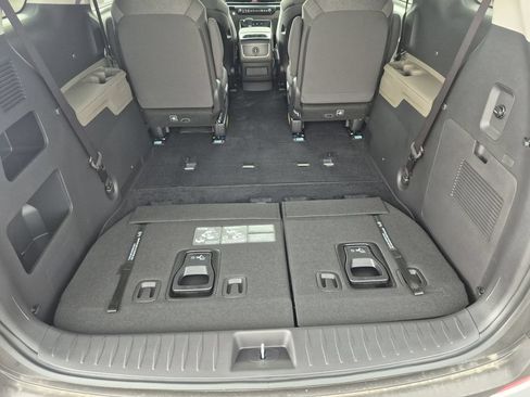 New 2026 Kia Carnival LX FWD image 14