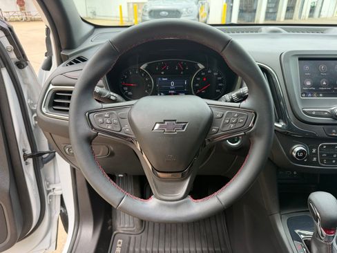 Used 2024 Chevrolet Equinox RS FWD image 13