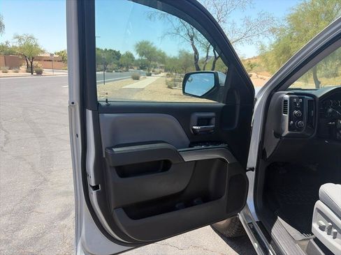 Used 2017 Chevrolet Silverado 1500 LT w/ All Star Edition AWD/4WD image 10