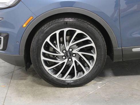 Used 2019 Lincoln Nautilus Reserve FWD image 21