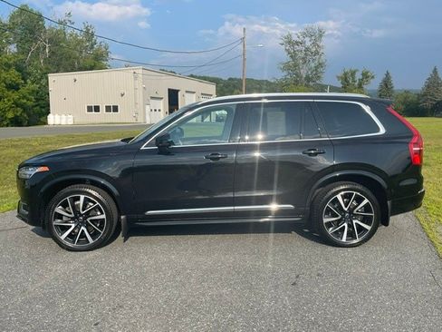 Used 2023 Volvo XC90 B6 Plus w/ Protection Package AWD/4WD image 2