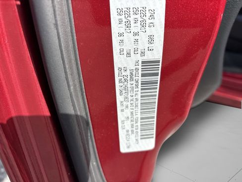 Used 2015 Chrysler Town & Country S w/ Driver Convenience Group FWD image 30