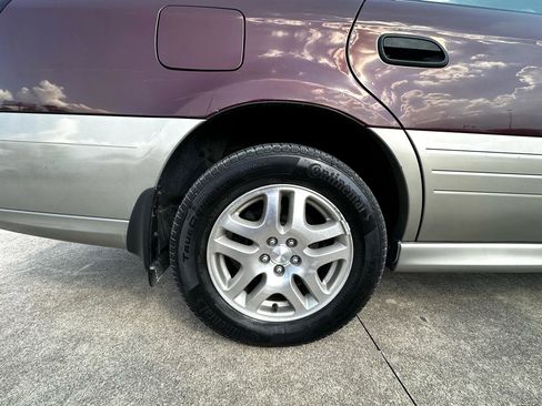 Used 2001 Subaru Outback Wagon image 15