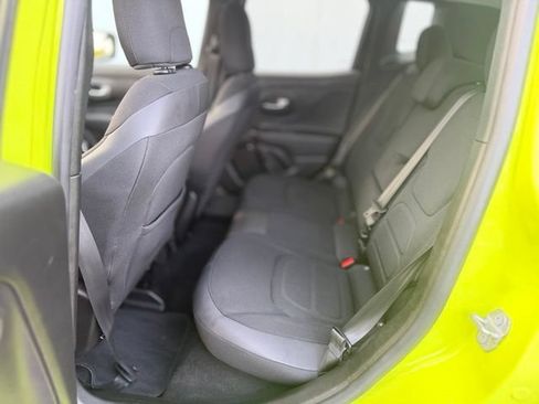Used 2017 Jeep Renegade Altitude AWD/4WD image 21