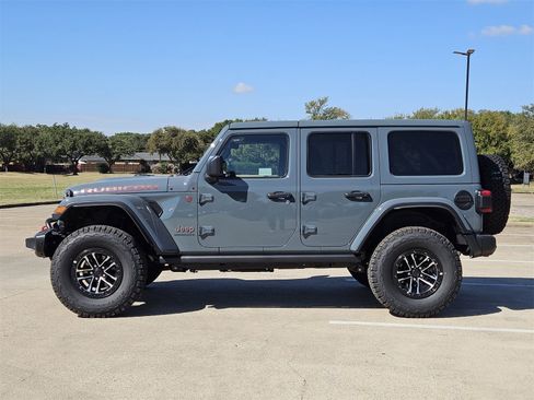 New 2025 Jeep Wrangler Unlimited Rubicon image 3
