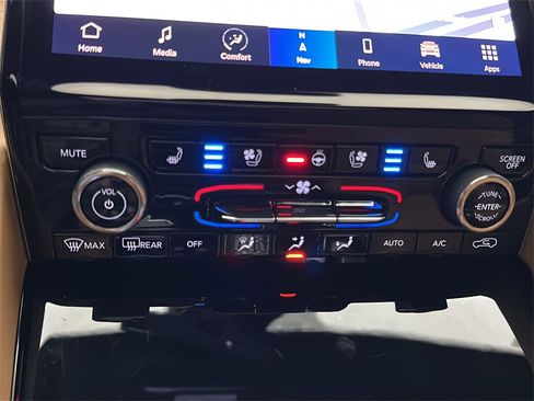 Used 2023 Jeep Grand Cherokee Summit image 31