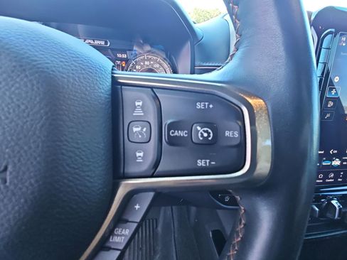Used 2022 RAM 1500 Limited image 29
