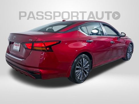 Certified 2023 Nissan Altima 2.5 SV image 9