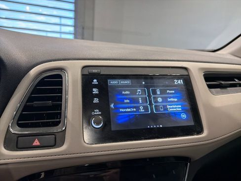 Used 2022 Honda HR-V EX image 15