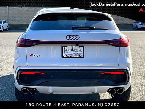 New 2025 Audi SQ5 Premium Plus image 4