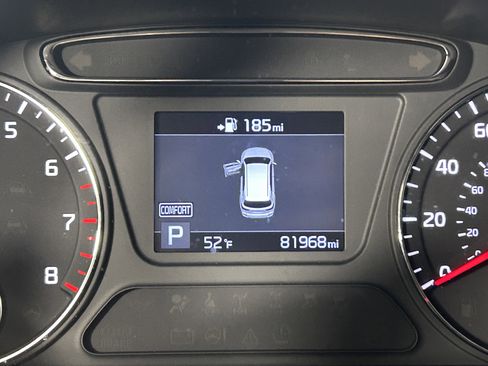 Used 2019 Kia Sorento AWD image 18