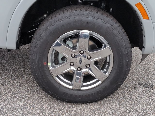 New 2026 Ford Ranger Lariat w/ Chrome Accent Package RWD image 11