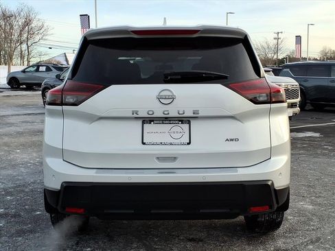 New 2026 Nissan Rogue SV w/ Cold Weather Package image 5