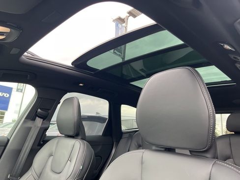 New 2026 Volvo XC60 T8 Ultra w/ Climate Package AWD/4WD image 14