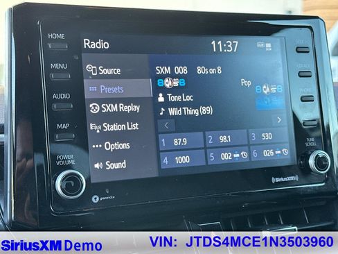 Used 2022 Toyota Corolla SE w/ Carpet Mat Package (TMS) image 26