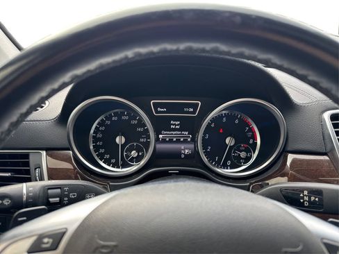 Used 2015 Mercedes-Benz GL 450 4MATIC image 19