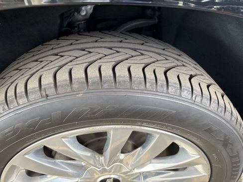 Certified 2023 Cadillac Escalade Premium Luxury AWD/4WD image 8