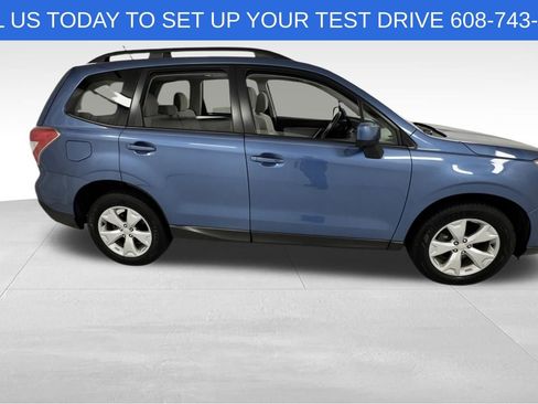 Used 2015 Subaru Forester 2.5i Premium w/ Popular Package #2 AWD/4WD image 3
