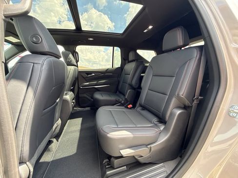 New 2026 Chevrolet Traverse Z71 w/ Driver Confidence Package AWD/4WD image 21