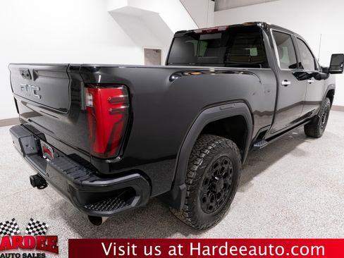 Used 2024 GMC Sierra 2500 Denali Ultimate w/ LPO, GMC Protection Package image 5