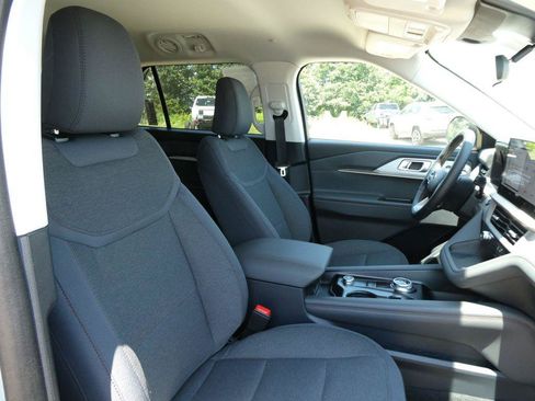 New 2026 Ford Explorer Active AWD/4WD image 10