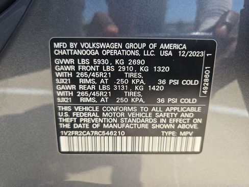 Used 2024 Volkswagen Atlas SEL Premium R-Line AWD/4WD image 36