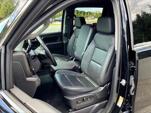 Used 2024 GMC Sierra 1500 SLT image 10