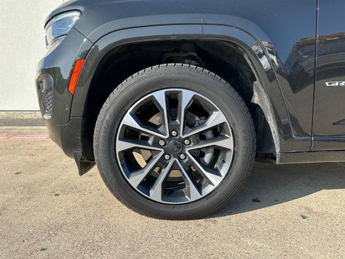 Used 2022 Jeep Grand Cherokee L Overland image 10