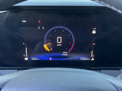 Used 2025 Chevrolet TrailBlazer LT w/ Convenience Package FWD image 39