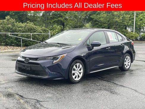 Used 2024 Toyota Corolla LE FWD image 1