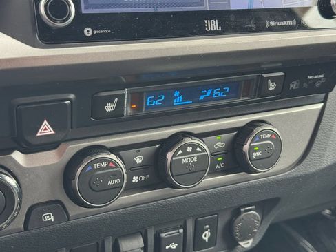 Certified 2022 Toyota Tacoma Limited AWD/4WD image 23