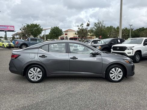 Certified 2025 Nissan Sentra S FWD image 2