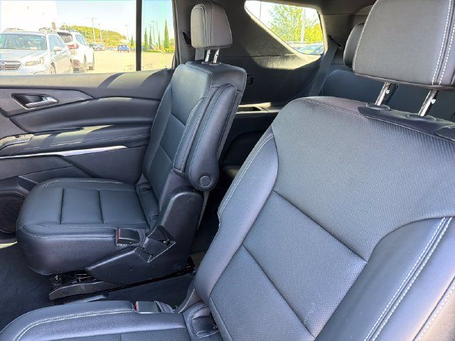 Used 2025 Chevrolet Traverse LT FWD image 20