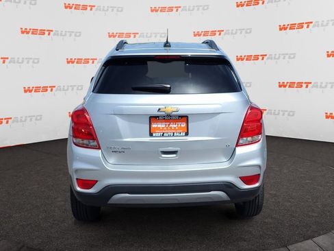 Used 2018 Chevrolet Trax LT w/ LT Convenience Package AWD/4WD image 4