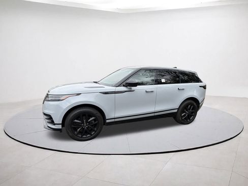 Used 2025 Land Rover Range Rover Velar Dynamic SE image 4