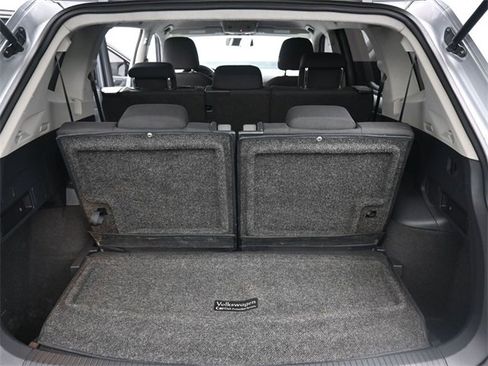 Used 2020 Volkswagen Tiguan S image 10