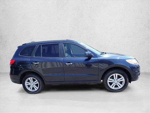 Used 2011 Hyundai Santa Fe Limited w/ Navigation Pkg 4 AWD/4WD image 5