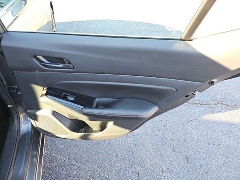 Used 2023 Nissan Altima 2.5 SV image 17