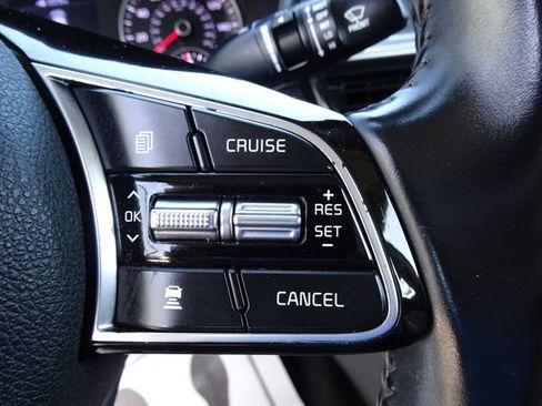 Used 2019 Kia Optima EX image 25