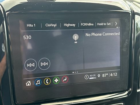 Certified 2023 Chevrolet Traverse LT w/ LPO, Floor Liner Package AWD/4WD image 12