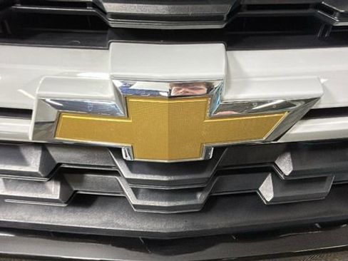 Used 2022 Chevrolet Colorado LT RWD image 9