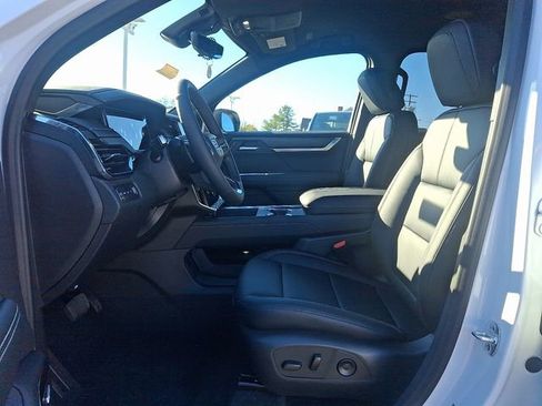 New 2026 GMC Acadia Elevation w/ Elevation Premium Package image 7