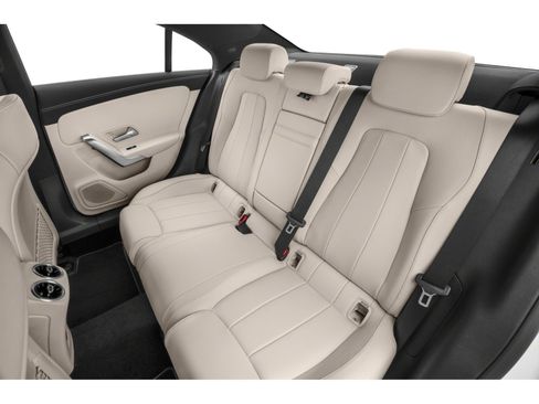 Used 2025 Mercedes-Benz CLA 250 4MATIC image 8
