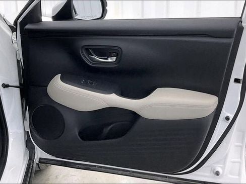 Certified 2023 Honda HR-V LX image 21