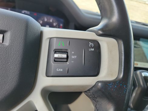 Used 2020 Land Rover Defender 110 SE AWD/4WD image 19