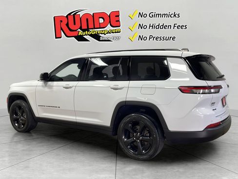 Used 2024 Jeep Grand Cherokee L Altitude AWD/4WD image 4