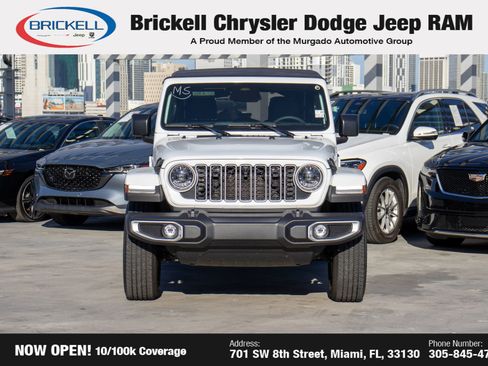 Used 2025 Jeep Wrangler Sahara image 2