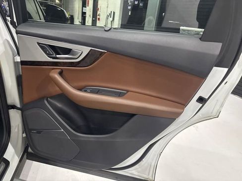 Used 2019 Audi Q7 2.0T Premium Plus image 31