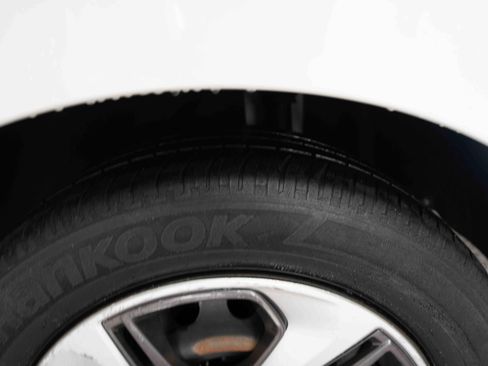 Used 2019 Honda Civic LX image 29