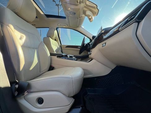 Used 2019 Mercedes-Benz GLS 450 4MATIC image 38